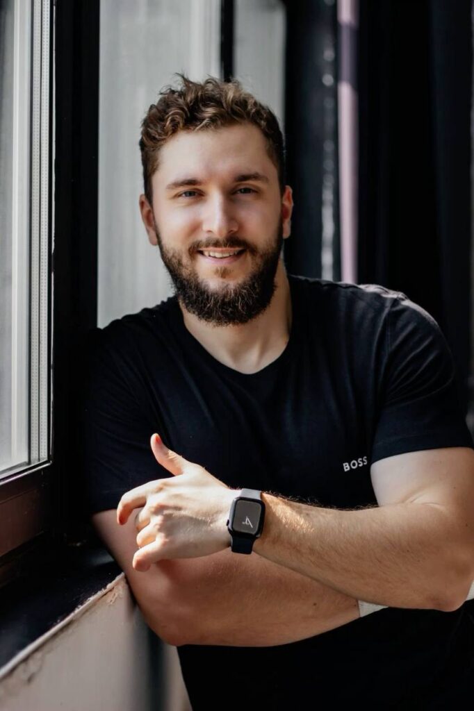 ДЕНИС, 34 ГОДА